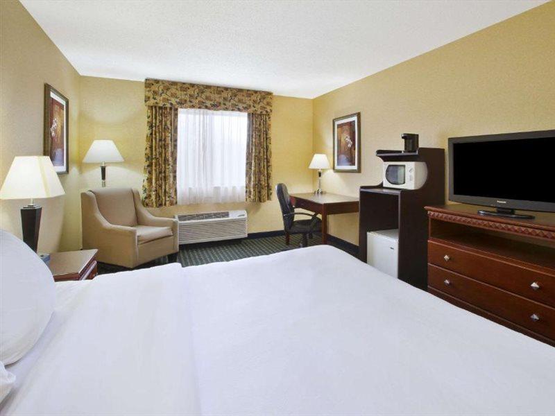 Quality Inn Marshall Near I-69 Εξωτερικό φωτογραφία