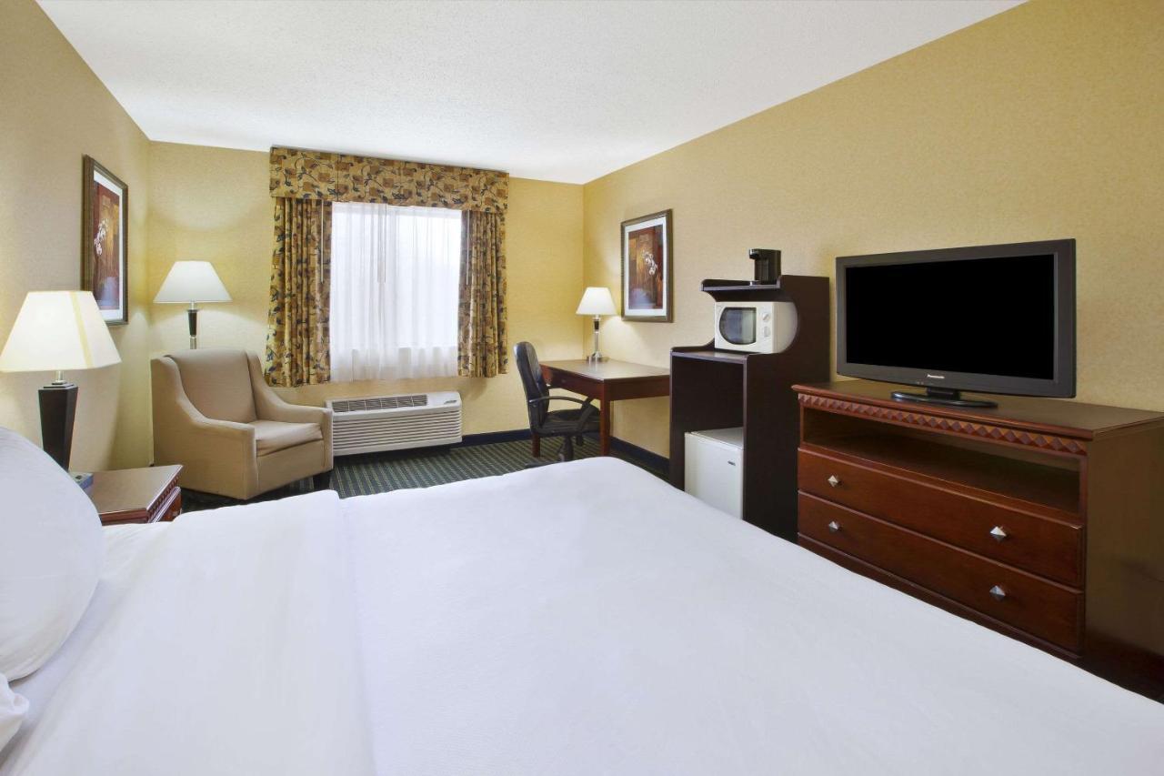 Quality Inn Marshall Near I-69 Εξωτερικό φωτογραφία
