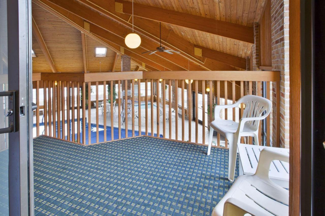 Quality Inn Marshall Near I-69 Εξωτερικό φωτογραφία